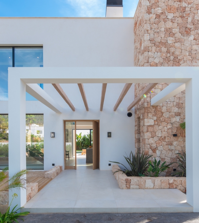 Resa Estates villa sant Jordi modern Ibiza for sale entrance 3.jpg